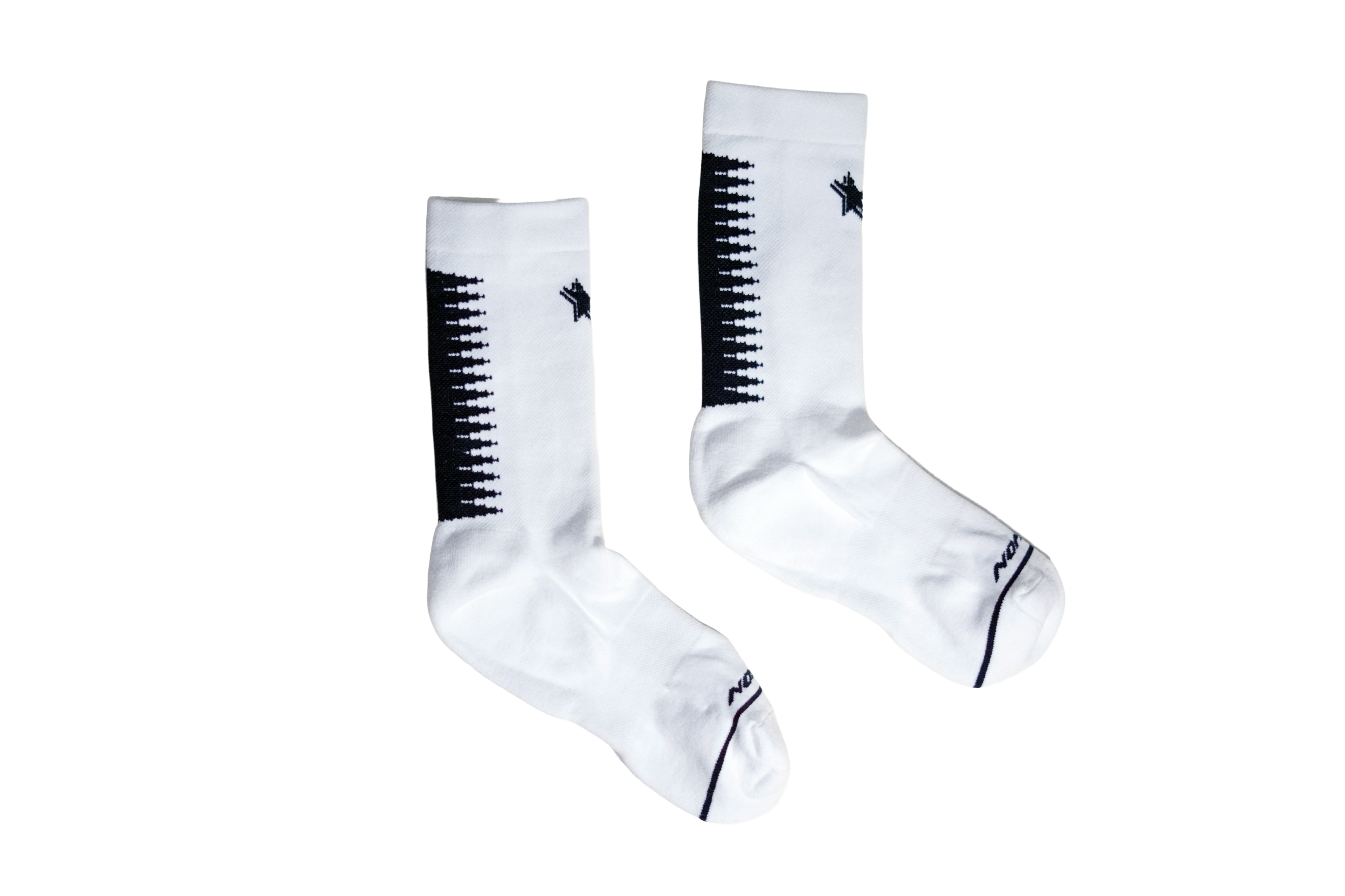 AERO TRAINNING EDGE - WHITE/BLACK