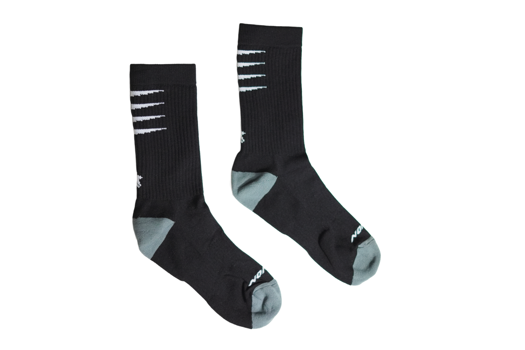 SOFT COMPRESSION CORE - BLACK/WHITE